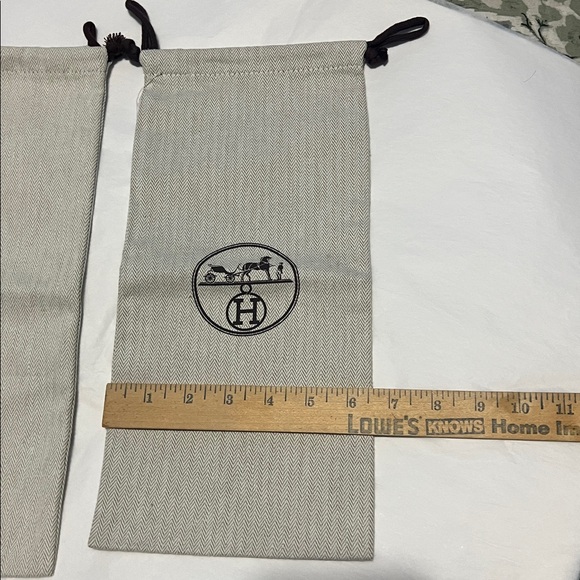 Hermès Beige Drawstring Dust Bags bundle of 2 - Picture 6 of 6